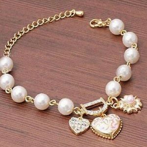 Beautiful Boutique Gold Heart Bracelet ❤️